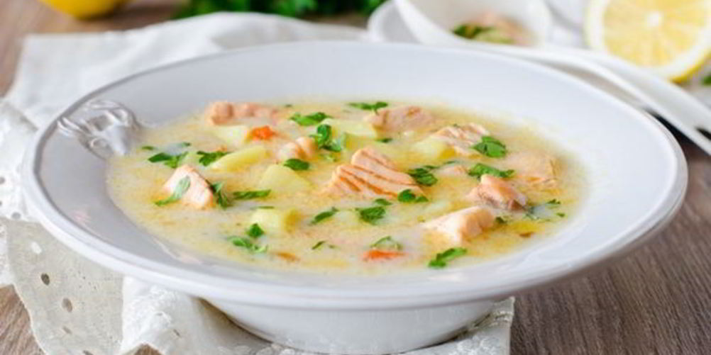 Как приготовить легкий сырный суп с лососем