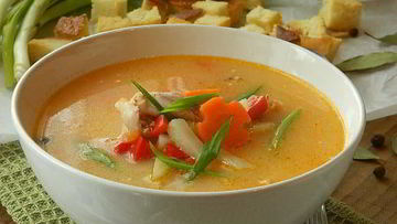 Рецепт Сырно-томатного суп на курином бульоне