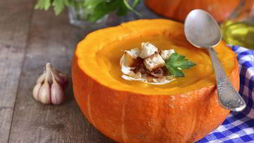 Рецепт Сырного супа-пюре из тыквы с гренками