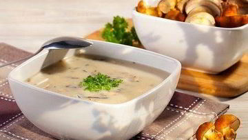 Рецепт Сырного супа с грибами и копченостями