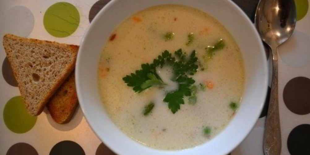 Как приготовить сырный суп с сосисками