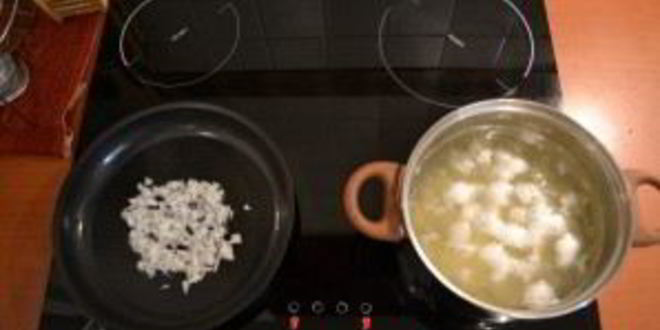 Рецепт сырного супа с сосисками