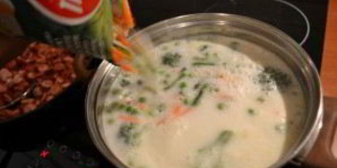 Рецепт сырного супа с сосисками