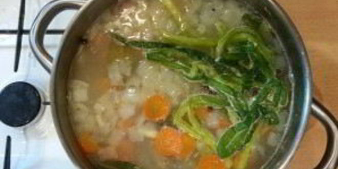 Рецепт ухи на курином бульоне