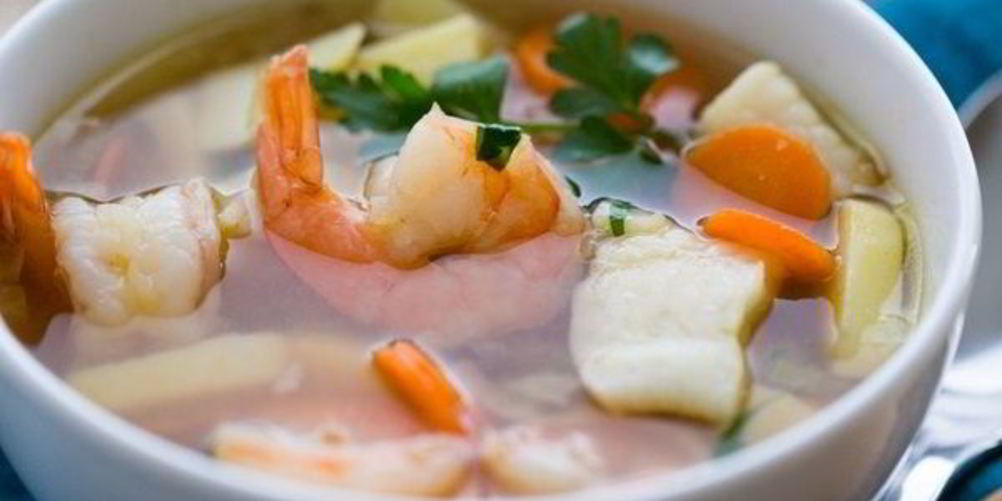 Как приготовить уху с креветками