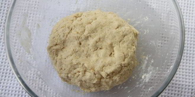 Рецепт бабушкиных рулетиков с клубникой и лукумом