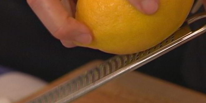 Рецепт блинчиков с черникой, имбирем и корицей