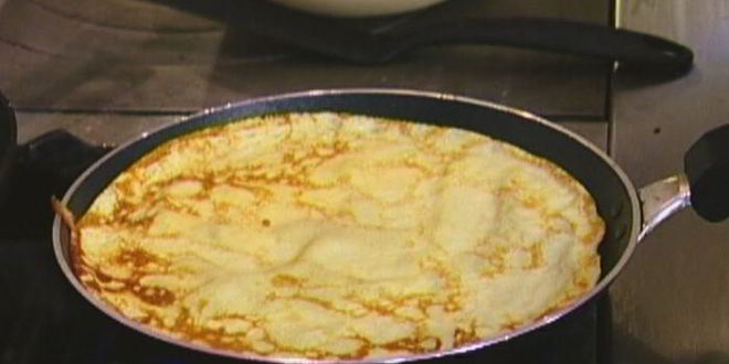 Рецепт блинчиков с черникой, имбирем и корицей