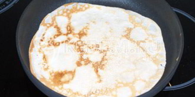 Рецепт блинчиков с творогом и изюмом