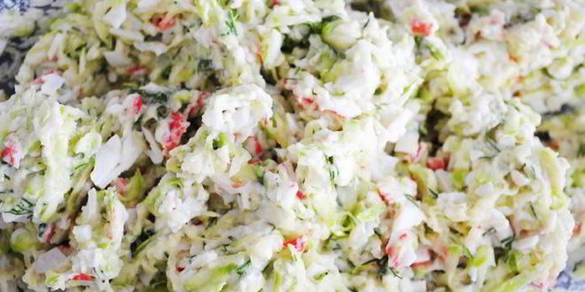 Рецепт мини-блинчиков из кабачков и краба