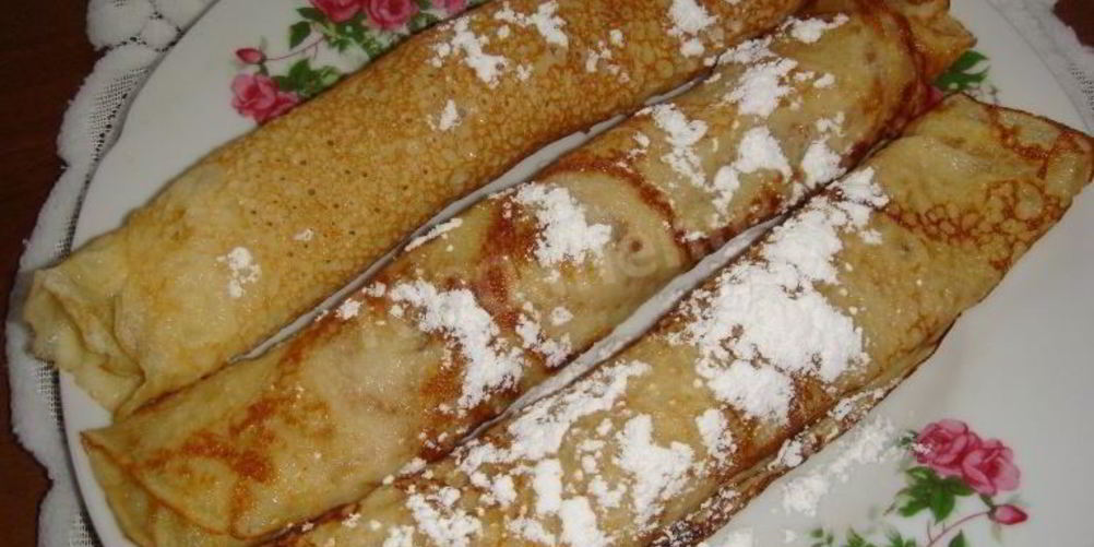Как приготовить яблочные блины с изюмом