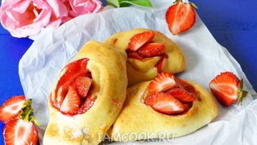 Рецепт Булочек с клубникой