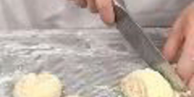 Рецепт картофельных булочек с луком