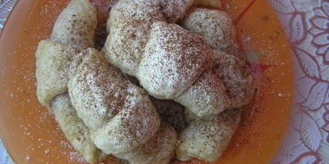 Рецепт круассанов с земляникой, ежевикой и шоколадом