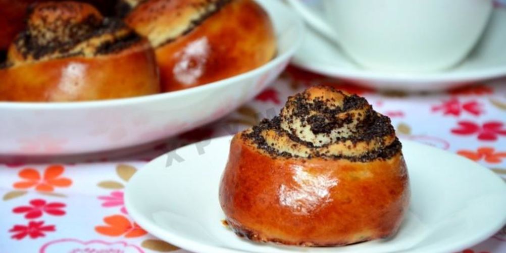 Как приготовить плюшки с маком из дрожжевого теста