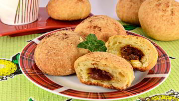 Рецепт Творожных булочек со сгущенкой