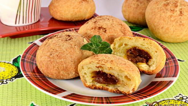 Рецепт Творожных булочек со сгущенкой