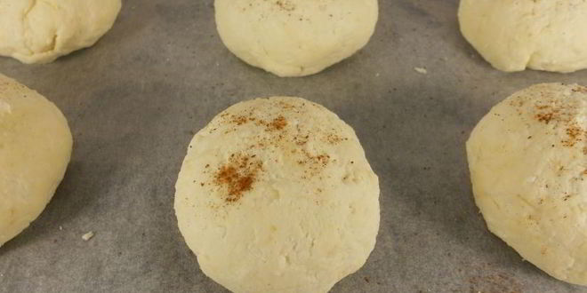 Рецепт творожных булочек со сгущенкой