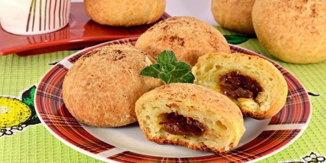 Рецепт творожных булочек со сгущенкой