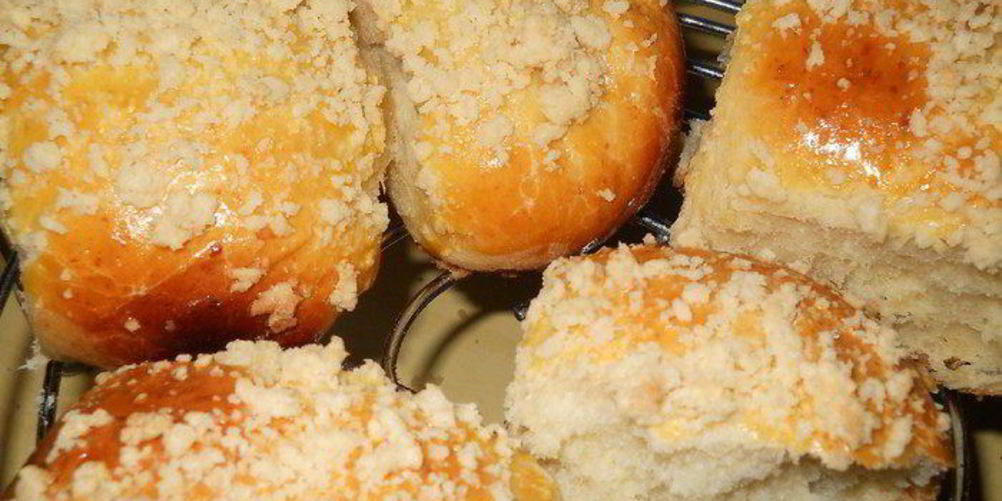 Как приготовить творожные булочки со штрейзелем