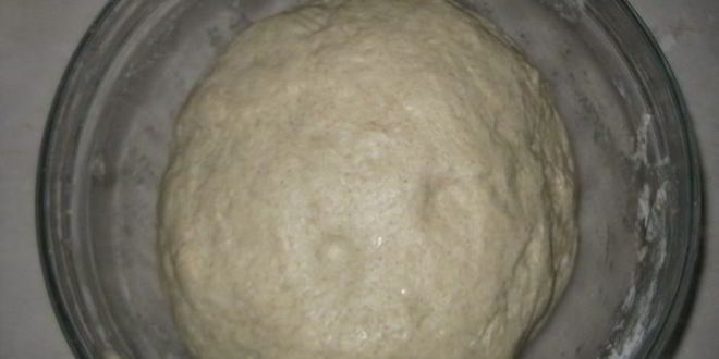 Рецепт закусочных булочек с зеленью и чесноком