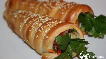 Рецепт Дрожжевых трубочек фаршированных салатом