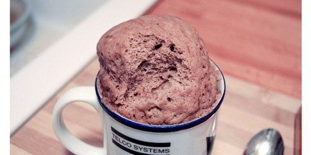 Как приготовить быстрый кекс из микроволновки