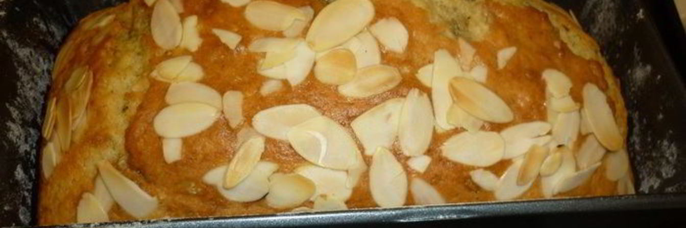 Рецепт Кекса сюрприз с халвой