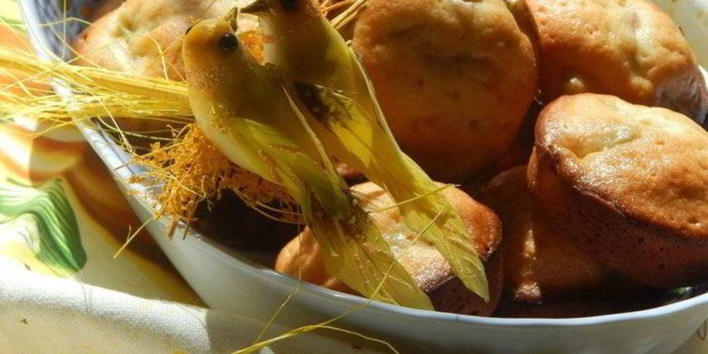 Как приготовить кексы с ревенем