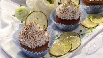 Рецепт Лаймовых капкейков с цитрусовым курдом