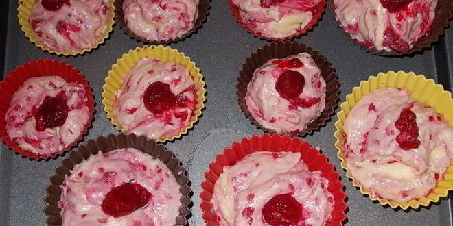 Рецепт малиновых кексов