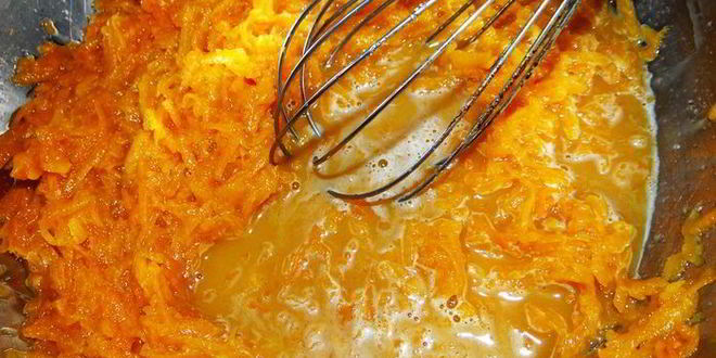 Рецепт мягких пряных кексов с тыквой и грецким орехом