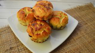 Рецепт Творожных кексов с кокосовой стружкой и черносливом