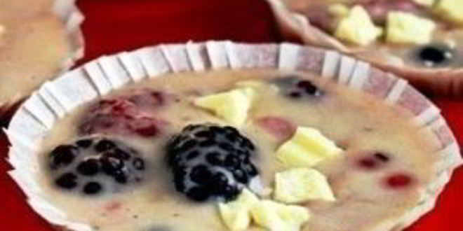 Рецепт ягодных кексов с белым шоколадом