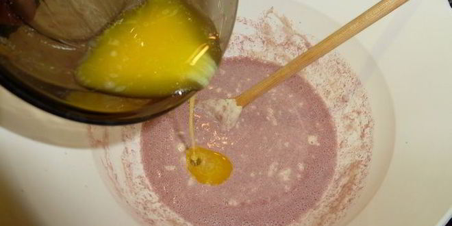 Рецепт французского хлеба на красном вине, с орехами и изюмом