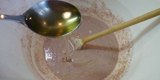 Рецепт французского хлеба на красном вине, с орехами и изюмом