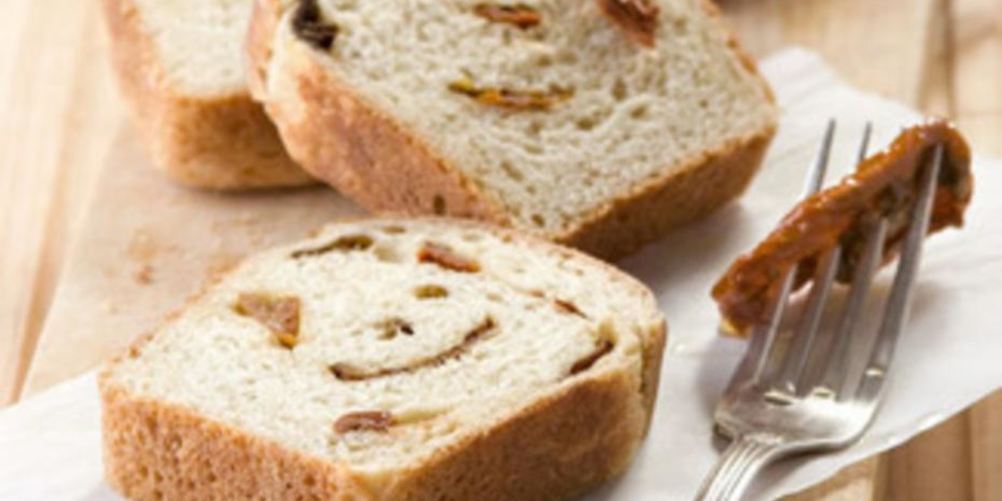 Как приготовить хлеб с вялеными помидорами и белыми грибами