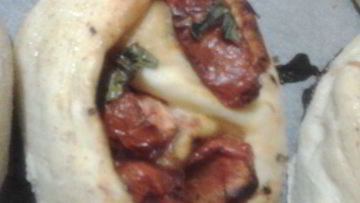 Рецепт Пшеничного хлеба с печеными помидорами