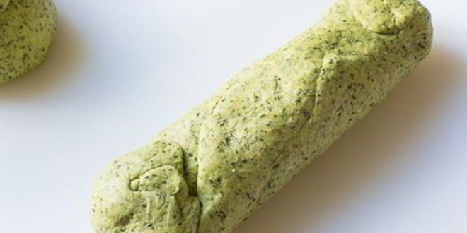 Рецепт шпинатного хлеба с цельнозерновой мукой