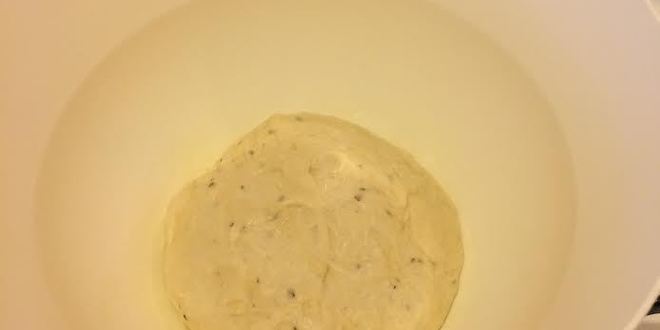 Рецепт закусочного хлеба с сулугуни