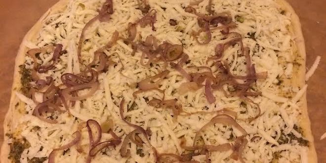 Рецепт закусочного хлеба с сулугуни