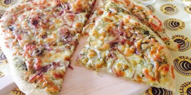 Рецепт закусочного хлеба с сулугуни