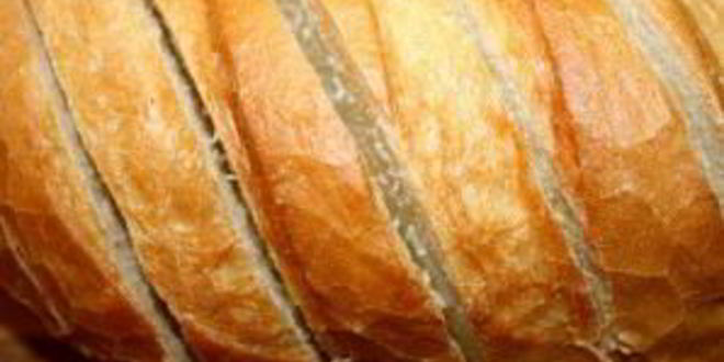 Рецепт запеченного батона с сыром и чесноком