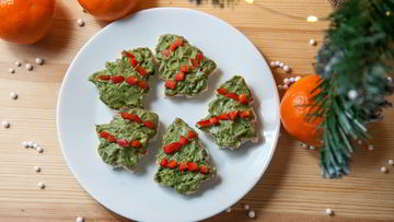 Рецепт Елочек из лаваша с гуакамоле