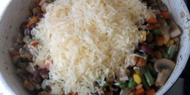 Рецепт фаршированного овощами лаваш в духовке