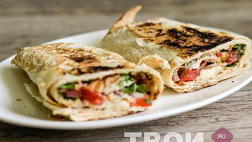 Рецепт Хрустящего лаваша с сыром и помидорами