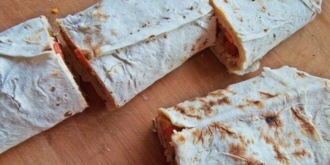 Рецепт курицы с овощами в лаваше