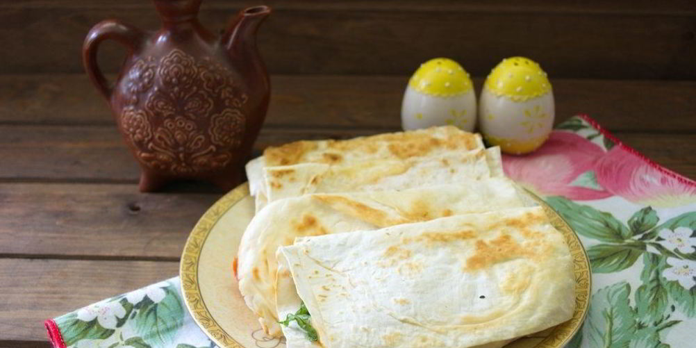 Как приготовить лаваш с копченым сыром