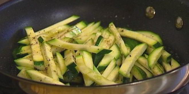 Рецепт лаваша с красной фасолью, цукини и помидорами