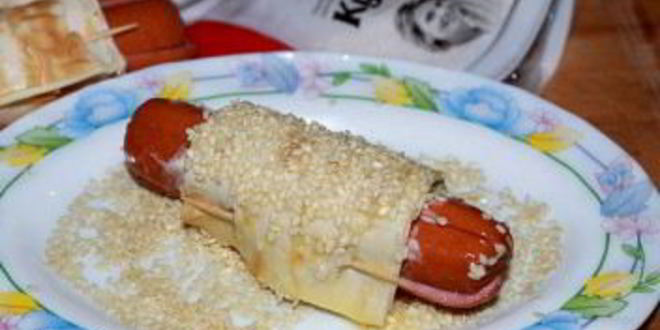 Рецепт сосисок в лаваше с сыром